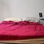 Bright Studio Apartment Near Tour Eiffel